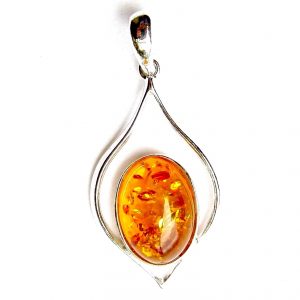 925 Sterling Silver Autumn Leaf Pendant With Oval Amber Cabochon